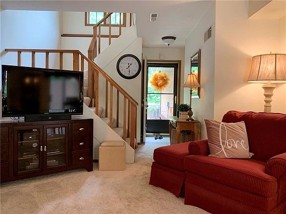 5th image of 4186 Bristol Ln