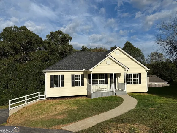 26 Dowdy Ct, Dahlonega, GA 30533