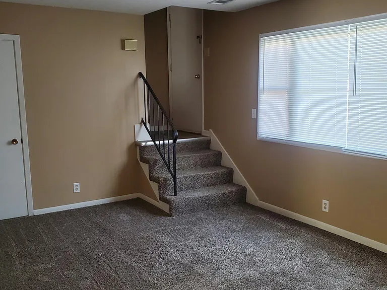 1175 Ohio St — Photo 5