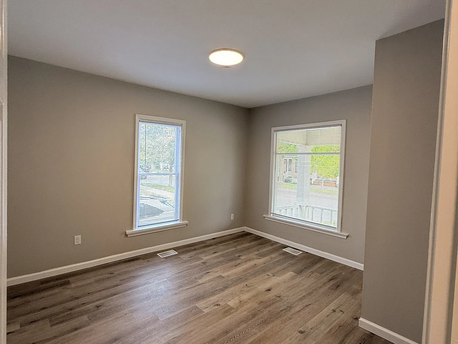 207 West Vine Street - 1 — Photo 4