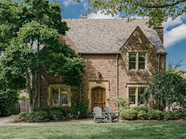 22499 Calverton Rd, Shaker Heights, OH 44122