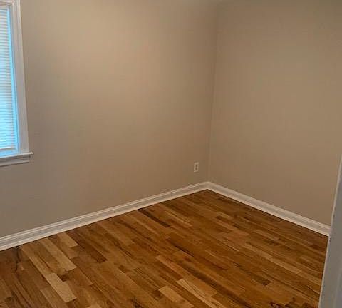 5th image of 8 Paynter Dr