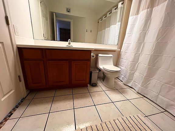 Private ensuite bath (all to yourself)