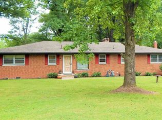 7363 S Pine Hill St, Terre Haute, IN 47802