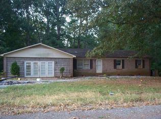 1077 Twin Chapel Dr, Salisbury, NC 28147