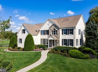 150 Pheasant Ln, Willingboro, NJ 08046