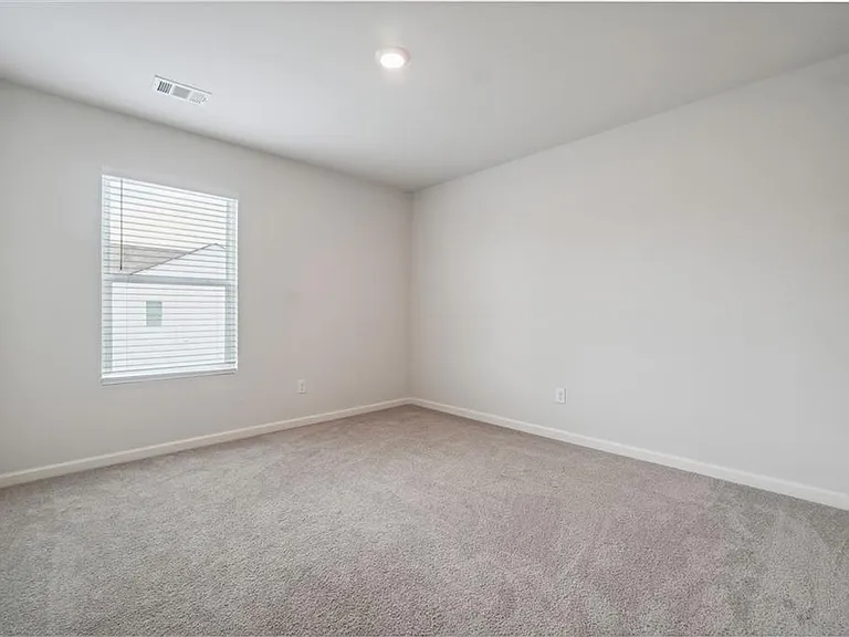 100 Fernbrook Trl — Photo 18