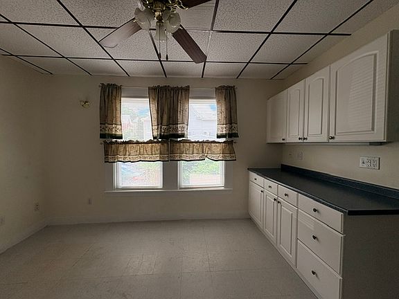 5th image of 92 Granville Ave APT 2