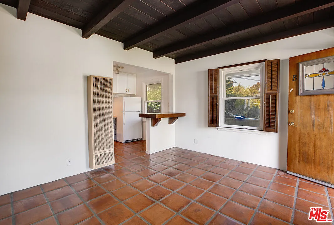 2 bed, 1.0 bath, $4,695 — Photo 3