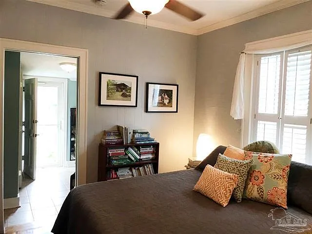 816 W Government St — Photo 20