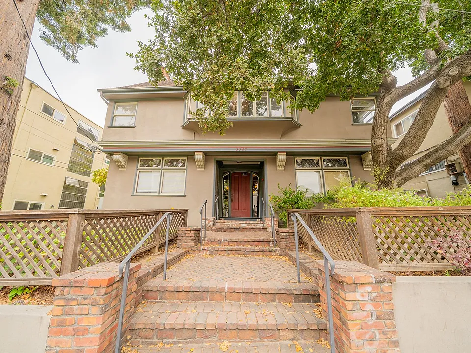 2267 Hearst Avenue