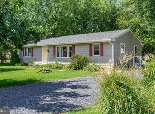 719 Old Love Point Rd, Stevensville, MD 21666