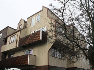 183 Livingston Pl UNIT 3, Bridgeport, CT 06610