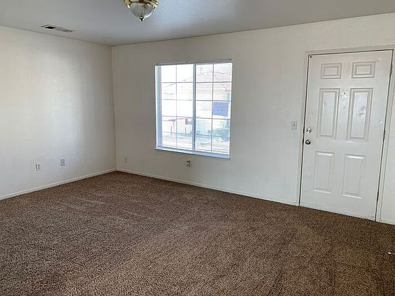 2nd image of 3739 W Myrtle Ct