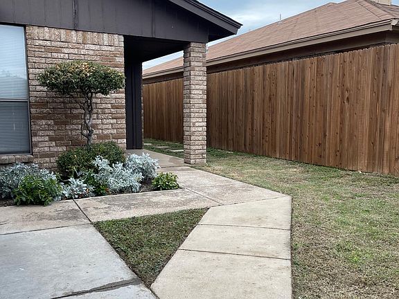 3rd image of 6607 S Creek Dr