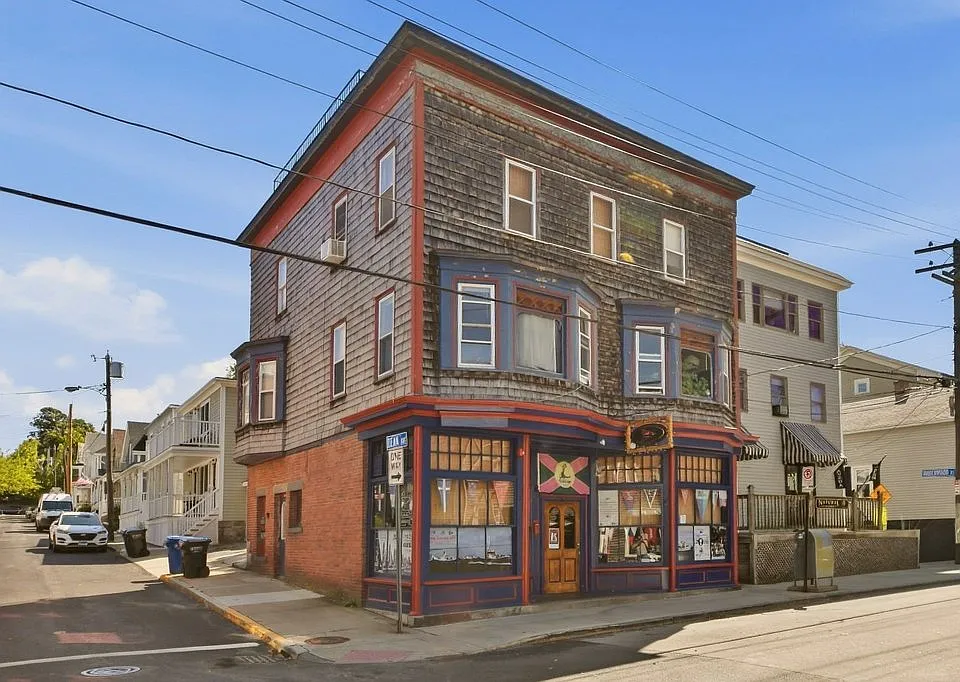1 Dean Ave #3.5
