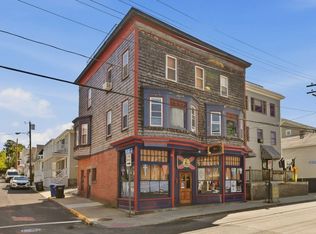 1 Dean Ave #3, Newport, RI 02840