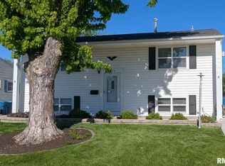 3420 3rd St #A, East Moline, IL