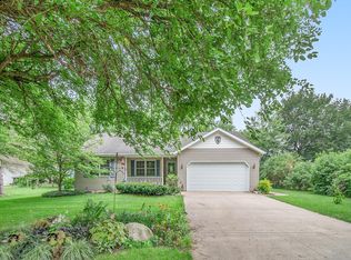 1010 107th Ave, Plainwell, MI 49080