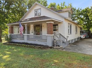 104 E 4th St, Stover, MO 65078