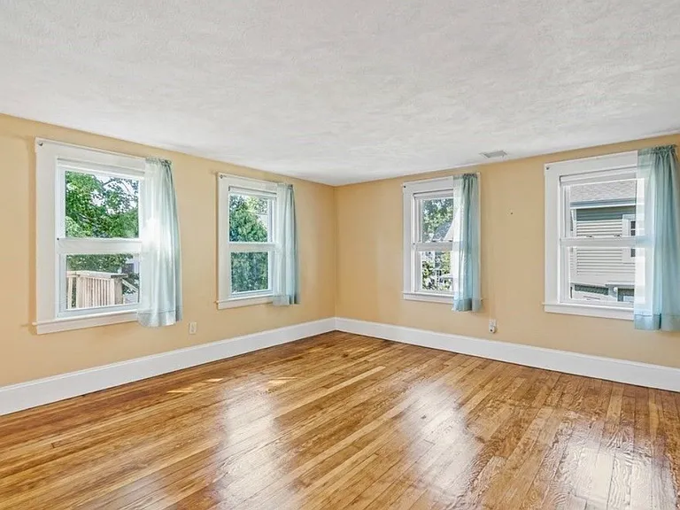51 Pleasant St #2 — Photo 2