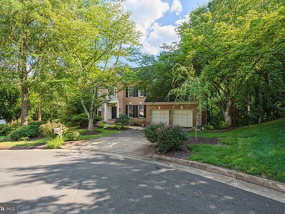 3rd image of 6629 Byrns Pl