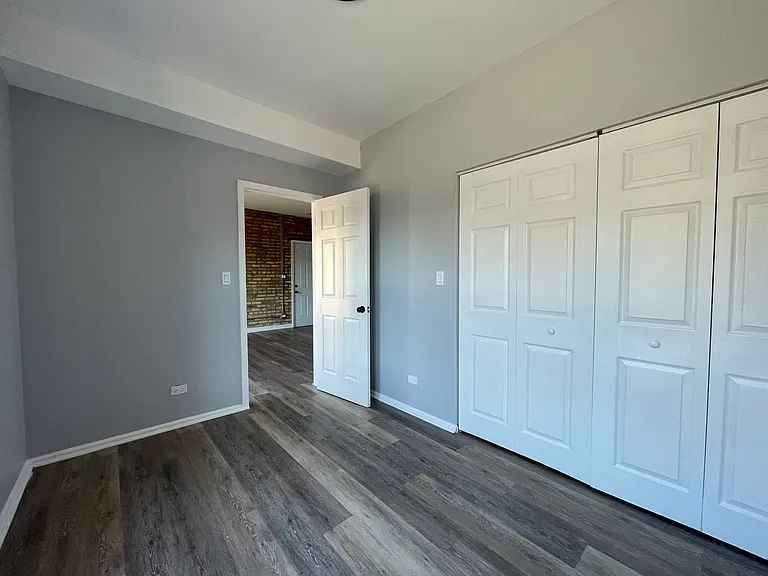 3945 W Division St #1 — Photo 5
