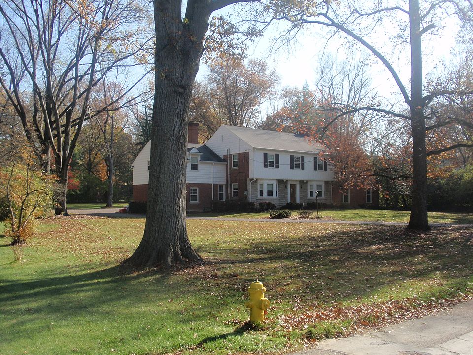 2nd image of 7116 Fair Oaks Dr