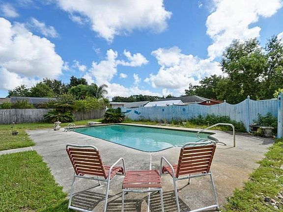 5th image of 10428 Crestridge Ct