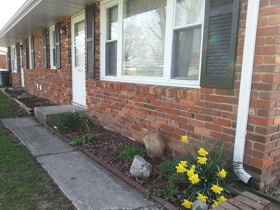 2507 Clifton Dr #1/2