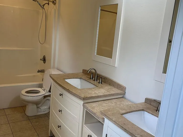 1123 Stonecrest Dr — Photo 12