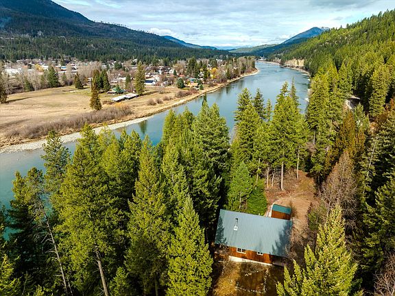 2nd image of 716 Kootenai River Rd