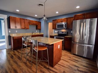 1426 W 75th St #2, Cleveland, OH 44102