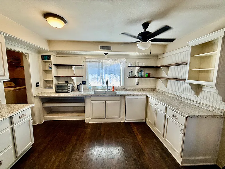1404 N Rome Way — Photo 10