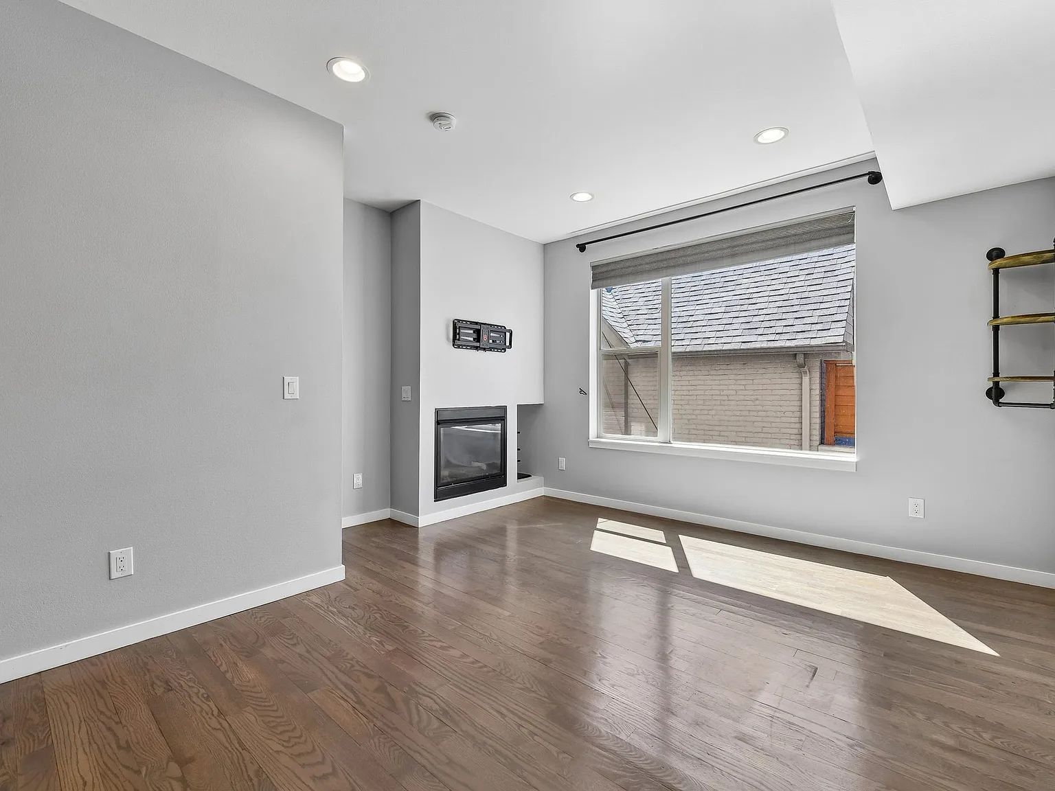 2 bed, 2.5 bath, 1108 sqft, $2,350 — Photo 4