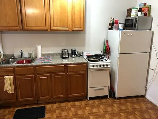 Rented by Urban Real Estate Property Group Inc | media 11