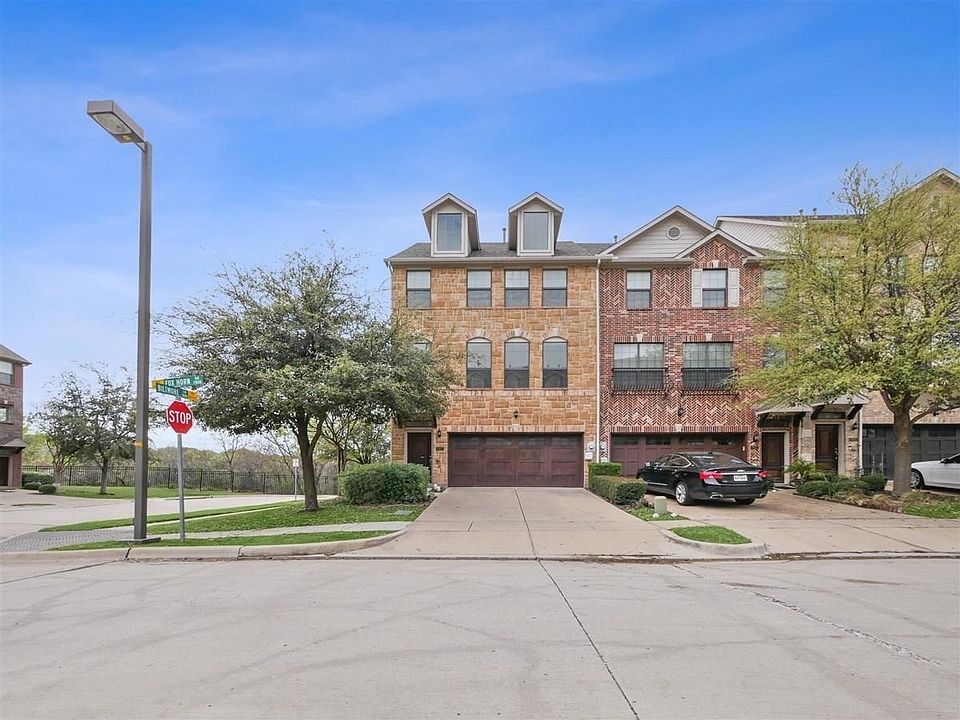 1st image of 7817 Fox Horn Dr