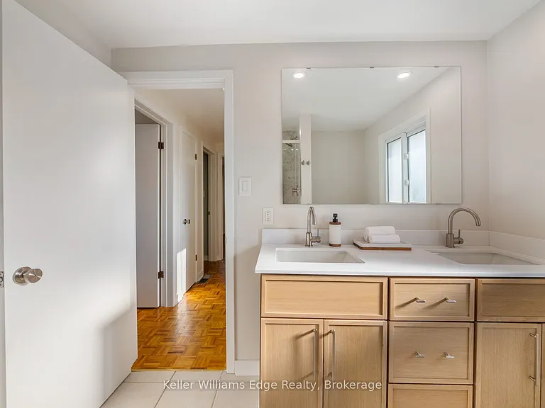 153 Dudhope Ave — Photo 13