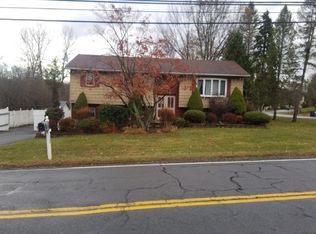 649 Silver Lake Scotchtown Rd, Middletown, NY 10941