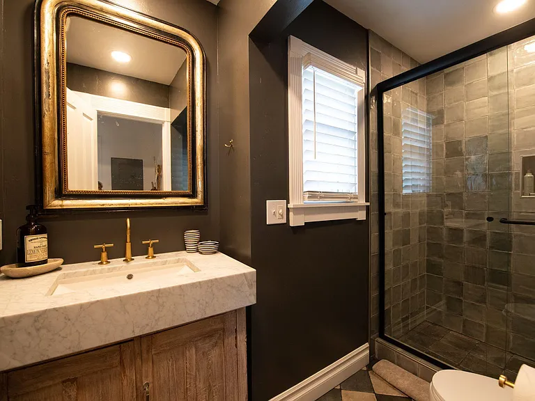333 W Cota St #B — Photo 16