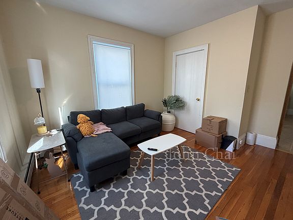 3rd image of 2 Westford Pl #1