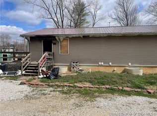1130 E Smith Circle, Paoli, IN
