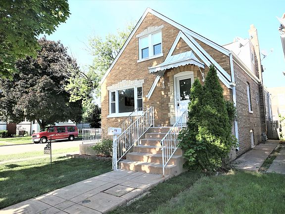 3rd image of 2701 S 60th Ct
