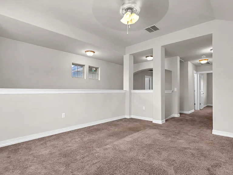 7008 Hester Rd — Photo 11