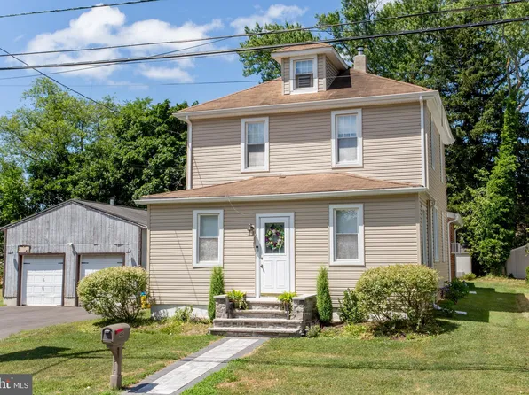 95 Louisiana Ave, Ewing, NJ 08638