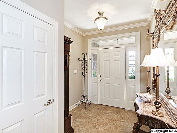 4th image of 3100 Daybrooke Cir SE