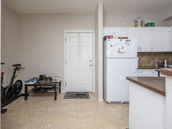 3rd image of 70 Panamount Dr NW #8303