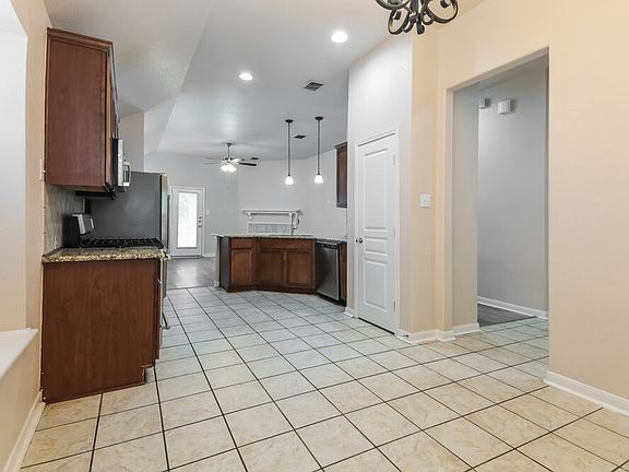 5th image of 12153 Angel Food Ln