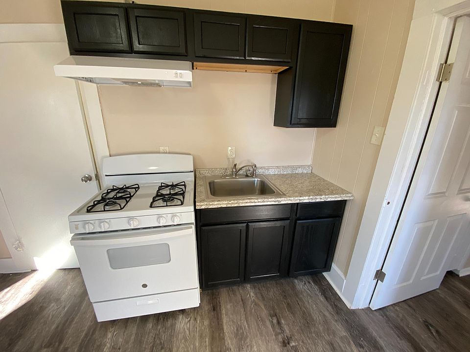 1st image of 321 W Hillside Dr APT 5