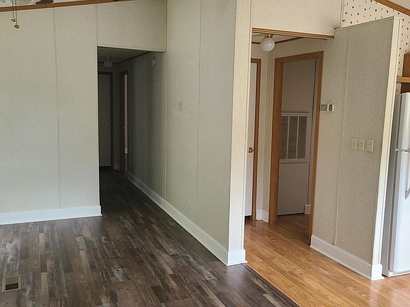 5th image of 118 Beaver Creek Ln